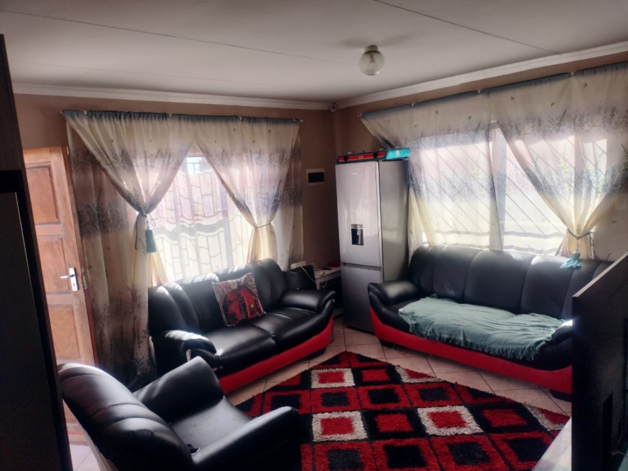3 Bedroom Property for Sale in Pinehaven Free State